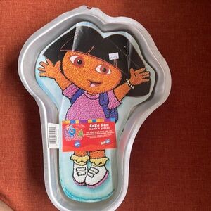 Dora the explorer cake pan